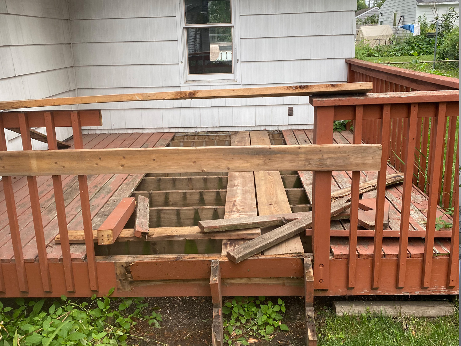 Queen Property Under Construction - Deck Repair